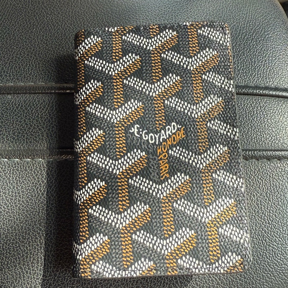 Goyard Black and Brown Key Card Holder with Geometric Design